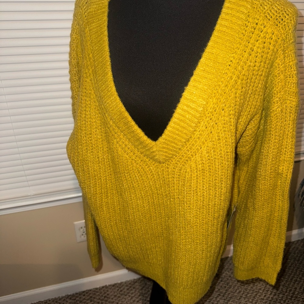 Lucky Brand Women’s Goldenrod Chucky BoHo knit crop v neck sweater size Large